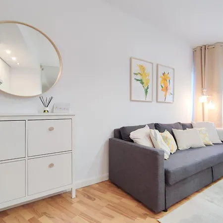 DFLAT Escultor Madrid Apartments-2