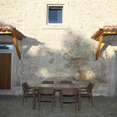 Casas Do Regato-3