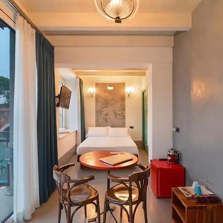 Cabanon Urban Apartments-2