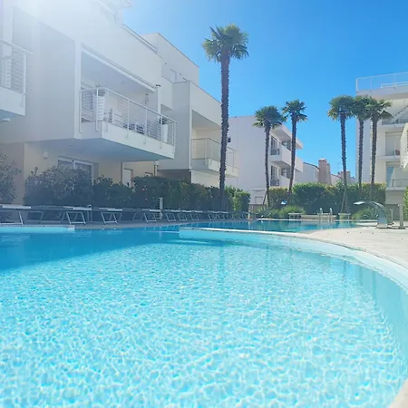 Wave Resort-3