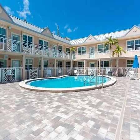 Clearwater Beach Suites 201 Condo-3