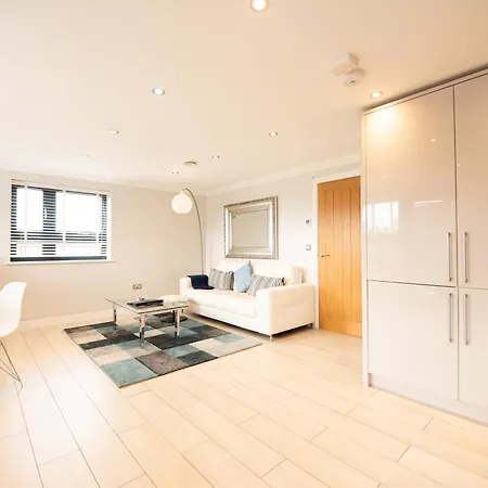 Malthouse Court-3