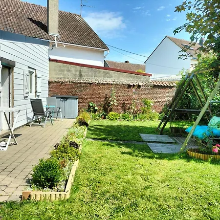 Studio Avec Un Jardin Privatif Sans Vis-A-Vis-3