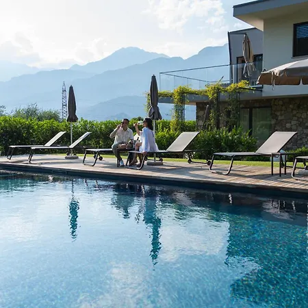 Gazzi Apartments 'Panoramic & Relaxing'-3