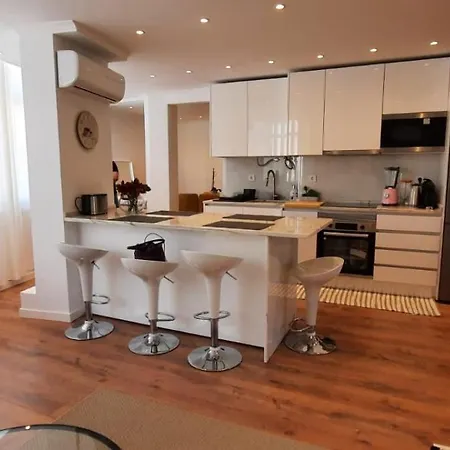 Apartamento Em Alvalade-2