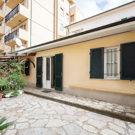 Villa Liberty With Private Beach-2