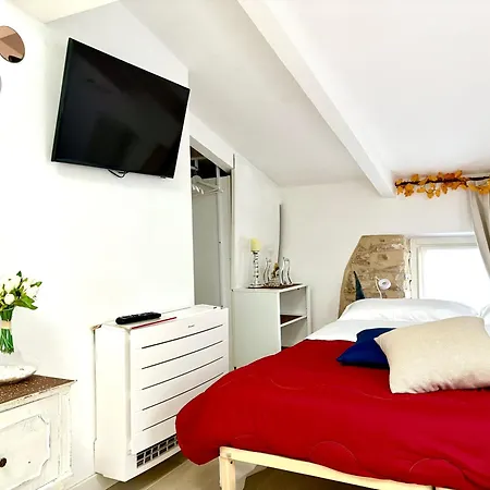 Dimora di Charme Rooms&Apartments-3