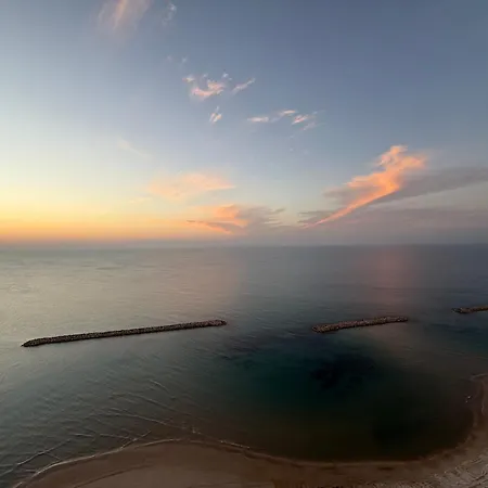 Netanya Seaview Aparthotel-2