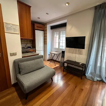 Apartamentos Madrid Atocha-3