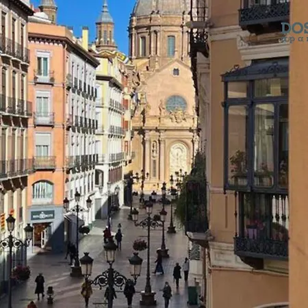 Dos Torres Pilar Suites- balcones con vistas a la ciudad-2