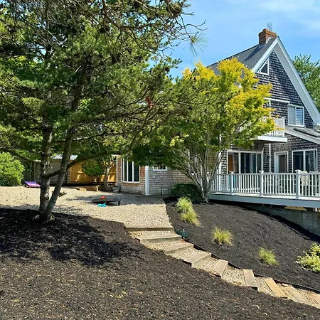 Walk To Beach! Hyannis Family Haven W/ Deck-2