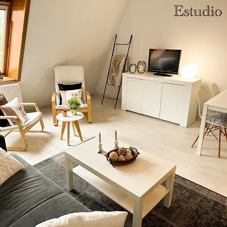 Apartamentos Tirol-2
