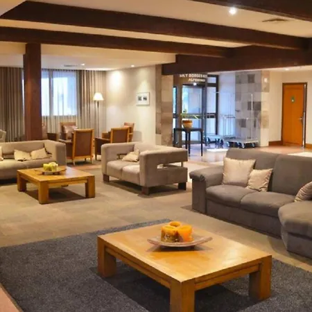 Apart-hotel em Gramado, padrão 4 estrelas, no centro-2