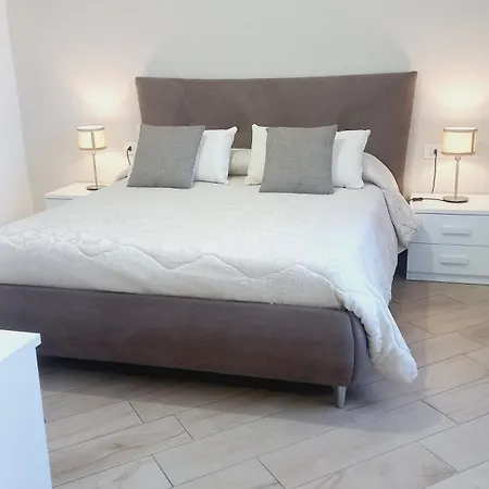 Casa Vacanze Francesca e Rooms-2