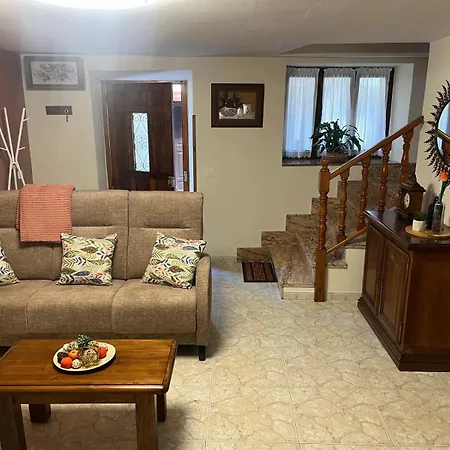 Apartamentos Rurales Los Villares-2
