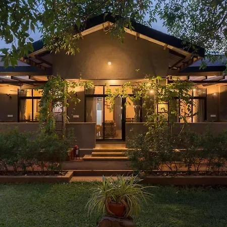 Nivaant Farms By Stayvista - Green Retreat With Pool, Orchard, Jacuzzi & Gazebo-2