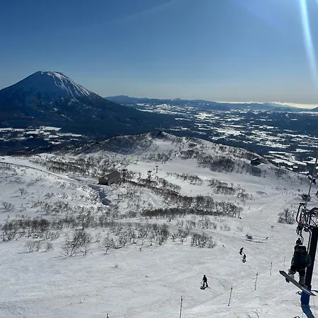 Freeride Backpackers Lodge Niseko-3