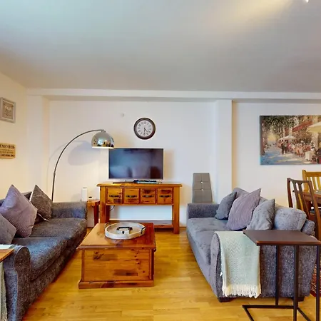 Bermondsey Apartment-2