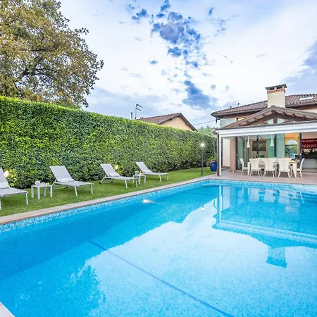 Villa Gatti Marina Di Pietrasanta-2