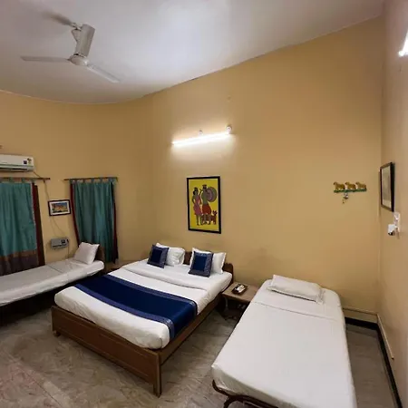 Cozy Inn-3