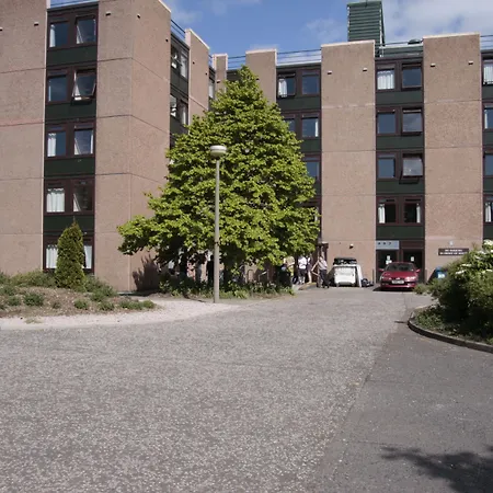 Summer Stays At The University Of Edinburgh-2