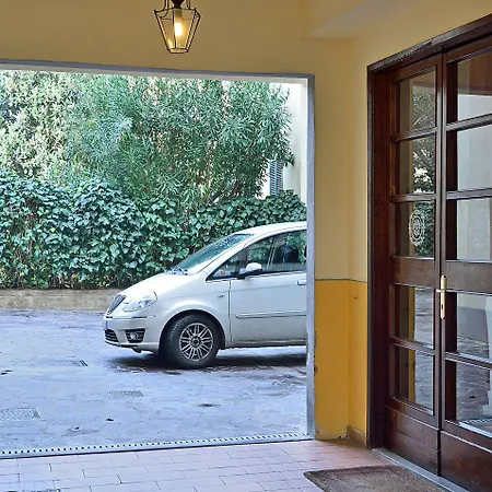 Vasari Apartment By Mamo Florence-3