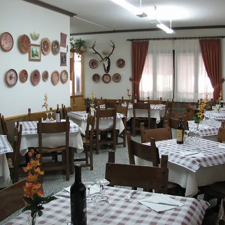 Apartamentos Jucar - Hotel Rural-2