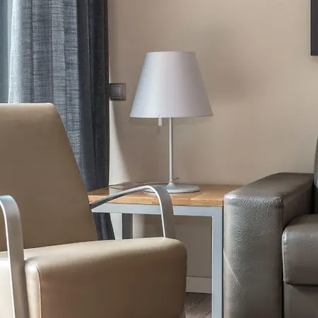 Casp 74 Apartments-3