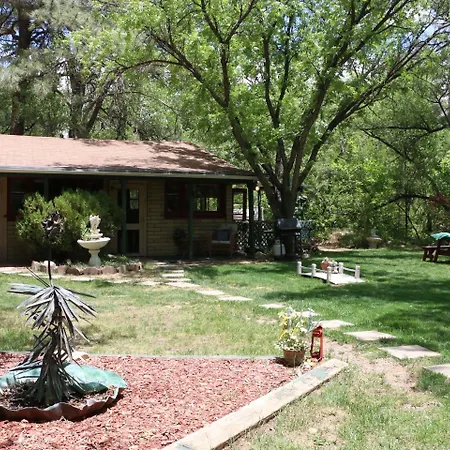 Apple Creek Cottages-3
