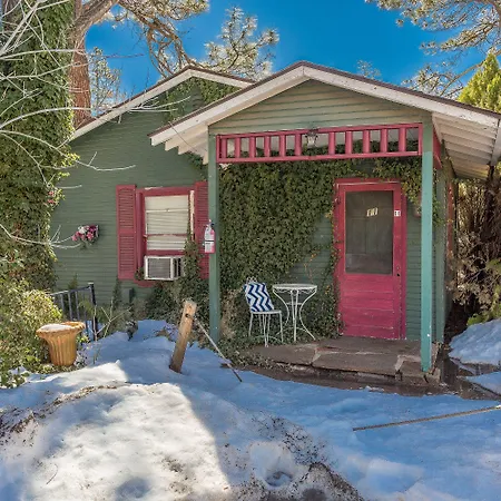 Apple Creek Cottages-2