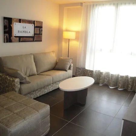 Pierre & Vacances Barcelona Sants-3