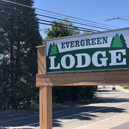 Evergreen Lodge-2