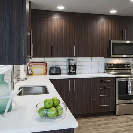 Beach Drive Suites-2