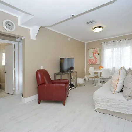 335 Ocean Walk Apartments-3