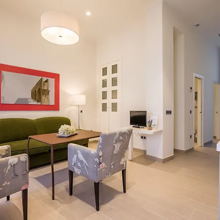 Welldone Cathedral Suites-3