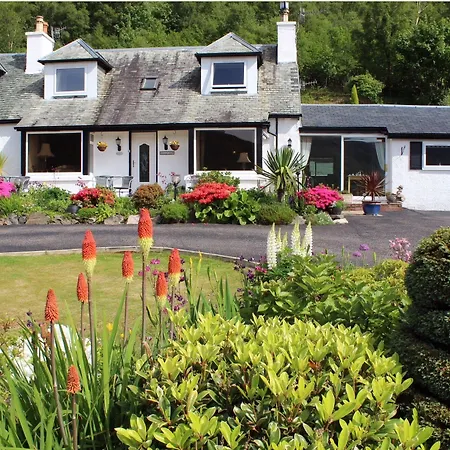 Hillview Guest House-3