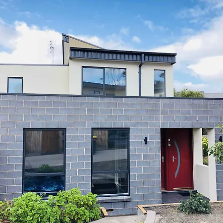 Apollo Bay Seal Apartments-3