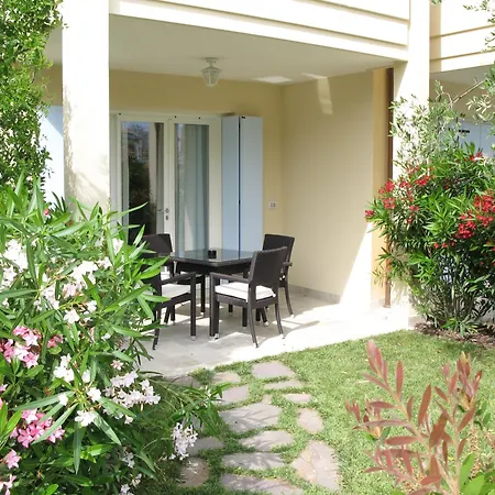 Residence Mediterranee Family Apartments-2