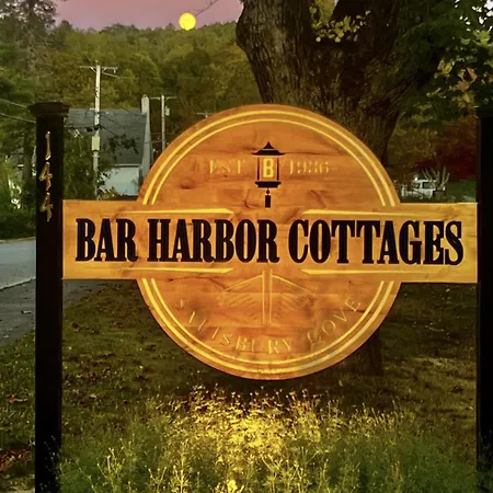 Bar Harbor Cottages & Suites-2