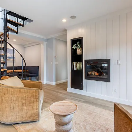 The Newport Lofts - 410 Thames Street-3