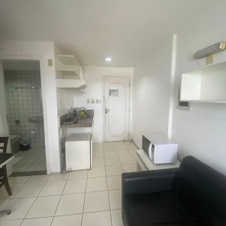 Silva Hospedagem AMERICAN FLAT BEIRA MAR apartamento por temporada-3