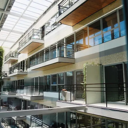 Atrium Studios by Xtay - Estudios funcionais e proximo ao Unisul Pedra Branca-3
