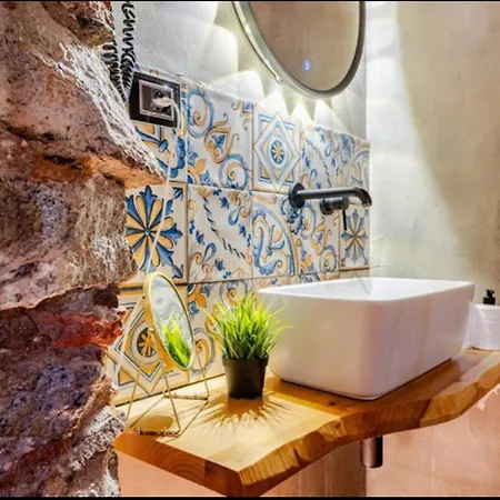 Spazio apartments Suite Crociferi-3