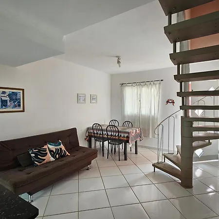 Apartamentos Em Maranduba - 50M Da Praia-2