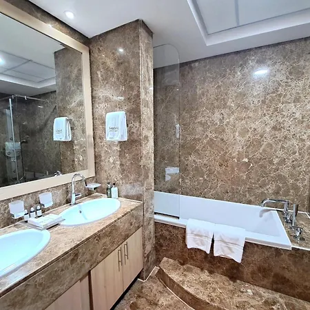 Barcelo Residences Dubai Marina-2