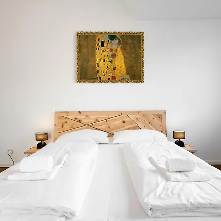 Nadland Apartment Wehlistrasse-3