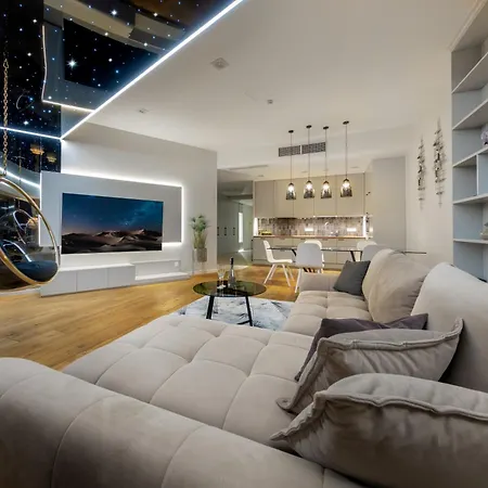 Apartamenty Sky Tower Z Jakuzzi Przy Oknie By Bqqk-3
