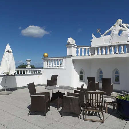 FeWo direkt am Strand mit Meerblick, Villa Sirene, Binz-3