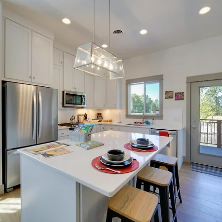 Bozeman Home W/ Deck: Walk To Fishing, Hot Springs-2