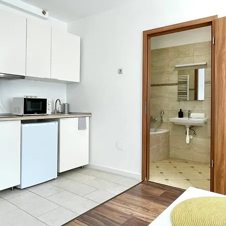 Central Passage Apartments By Vagabond Downtown-3